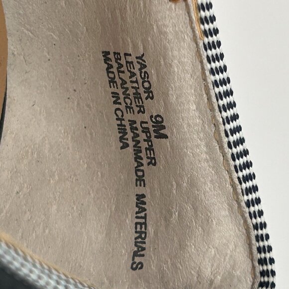 ME TOO YASOR  Women’s 9M Dark Blue Loafer Flats with White Trim - Picture 8 of 10